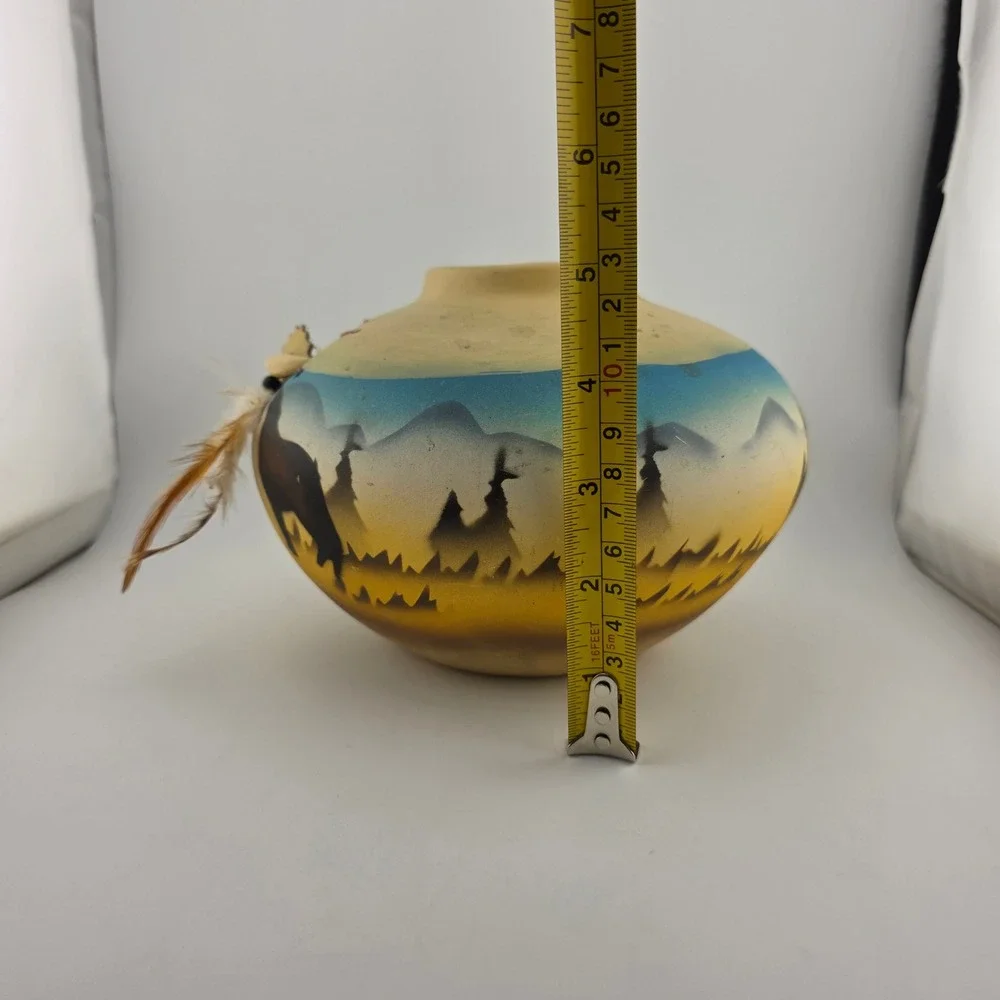Wolf Dreamcatcher Pottery Native American Vase Southwestern GOOD Decor